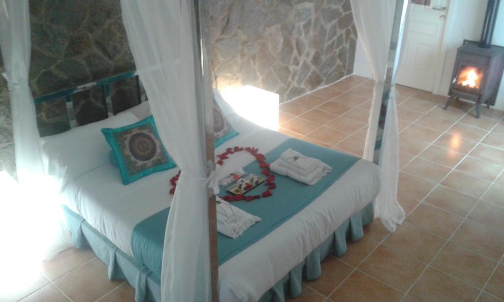 Pension Isla - Couples Only Casas de Cuadra Buitenkant foto